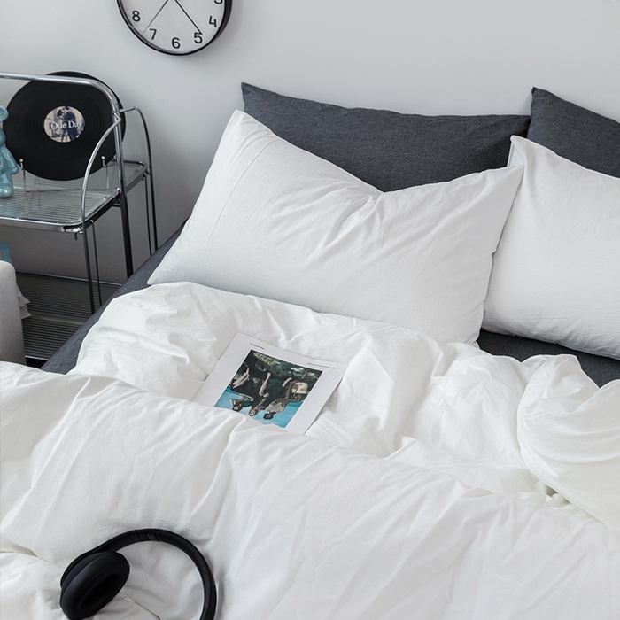 91家纺网 家纺一手货源 找家纺 羋多（原穆琪） 2024新款A类全棉色织水洗棉纯色四件套 雅白混搭深灰