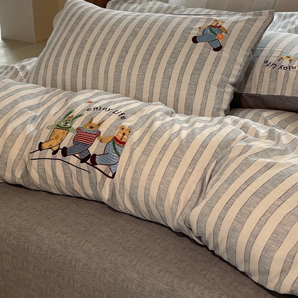 91家纺网 家纺一手货源 找家纺 （总）奥汀洛 2025新款小清新生态棉麻四件套-三只熊