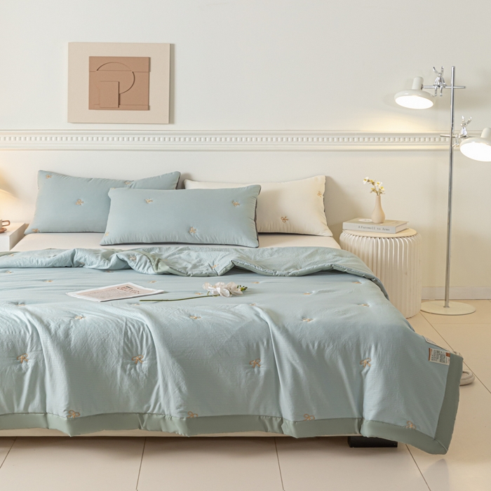 91家纺网 家纺一手货源 找家纺 梦初语 2024新款刺绣小竺棉大豆夏被 蝴蝶结-灰