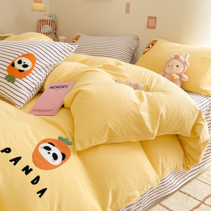 91家纺网 家纺一手货源 找家纺 葡萄家纺 2024款水果熊猫系列云朵水洗棉毛巾绣四件套第二批（提供买家秀） 香芋芝士-黄