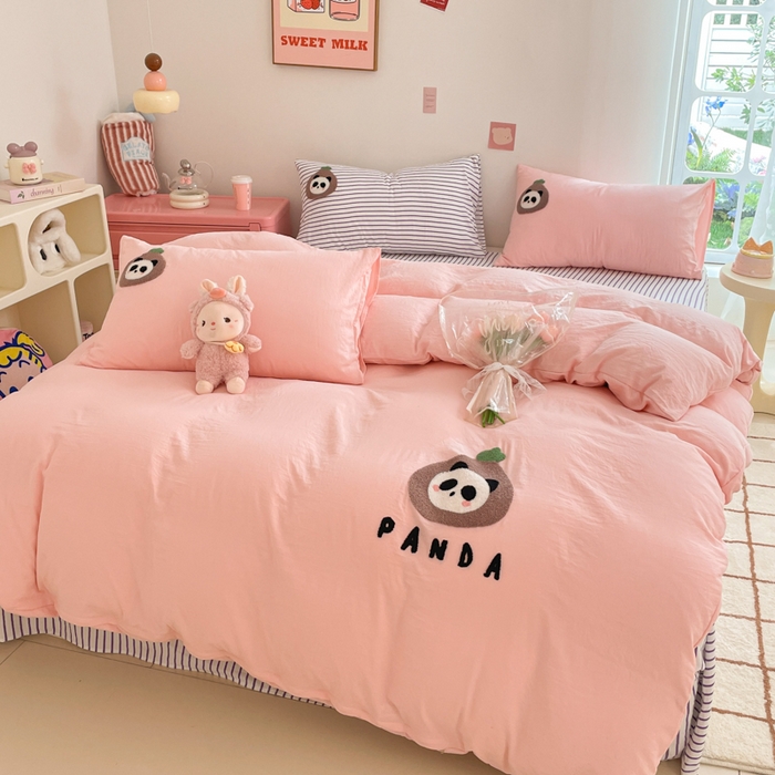 91家纺网 家纺一手货源 找家纺 葡萄家纺 2024款水果熊猫系列云朵水洗棉毛巾绣四件套第二批（提供买家秀） 香芋波波-粉