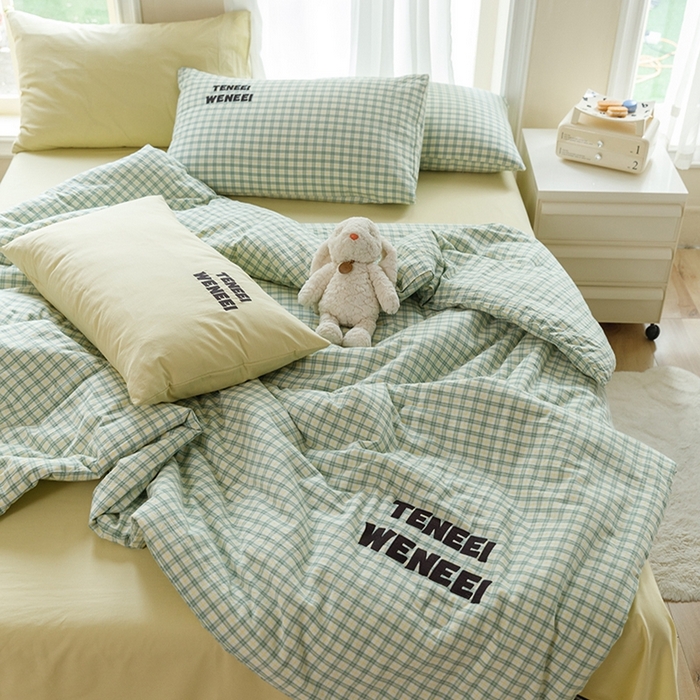 91家纺网 家纺一手货源 找家纺 荔禾家居 2024新款ins混搭博主风全棉色织水洗棉夏被四件组 星野