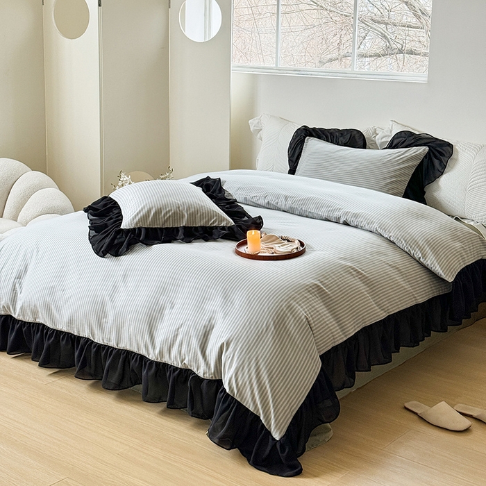 91家纺网 家纺一手货源 找家纺 窝米 2024新款纯棉甜美暗黑风雪纺大花边工艺款四件套 莫妮绿花边款