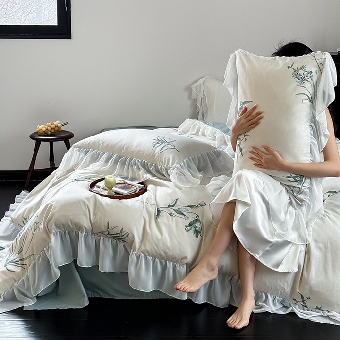 91家纺网 家纺一手货源 找家纺 窝米 2024新款纯棉法式复古雪纺大花边四件套 觅香花边款