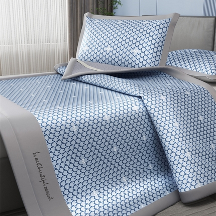 91家纺网 家纺一手货源 找家纺 （总）卡初家居 2024新款轻奢字母M系列刺绣抗菌水洗冰丝席