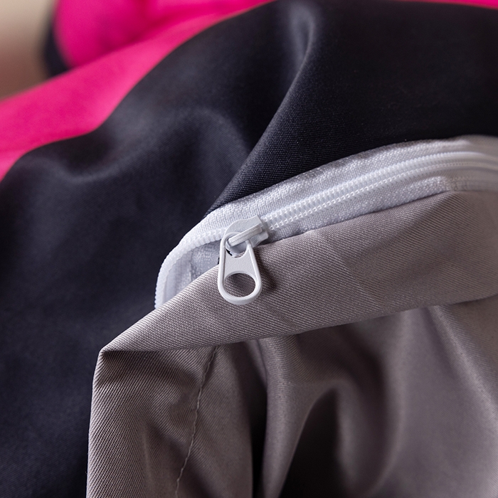 91家纺网 家纺一手货源 找家纺 色鬼布艺 2024新款博主风水洗真丝四件套大牌风四件套 芭比熊