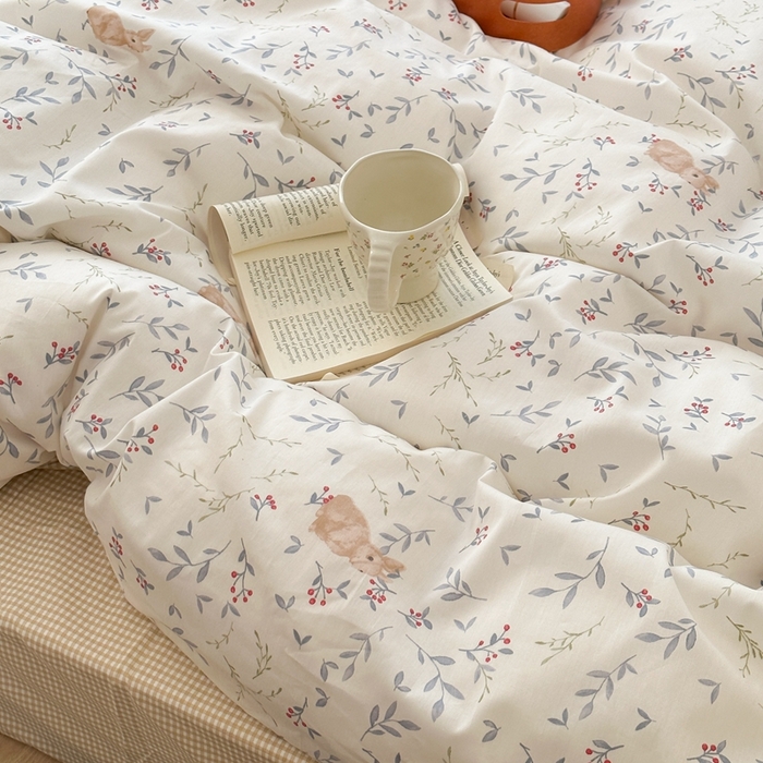 91家纺网 家纺一手货源 找家纺 昔可家纺 2024新款开春小清新花四件套 蓝枝兔兔