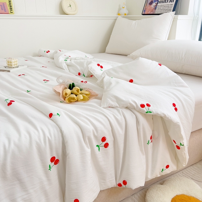 91家纺网 家纺一手货源 找家纺 春光里 2024新款萌趣夏被夏凉被被子被芯 小樱桃