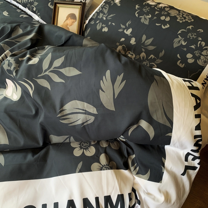 91家纺网 家纺一手货源 找家纺 花沐 2024新款云朵水洗棉四件套 【云朵棉】轻奢黑花