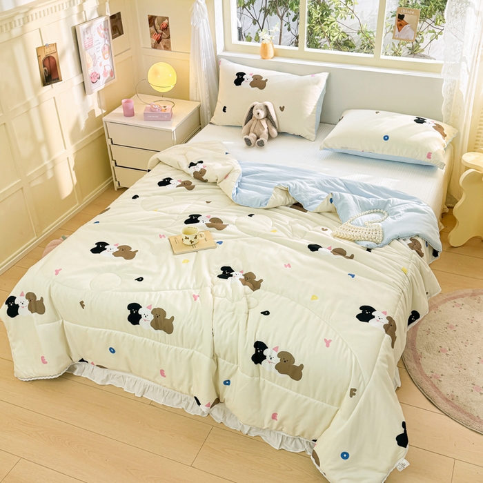 91家纺网 家纺一手货源 找家纺 寐居家纺 2024新款水洗棉小花边夏被 字母狗