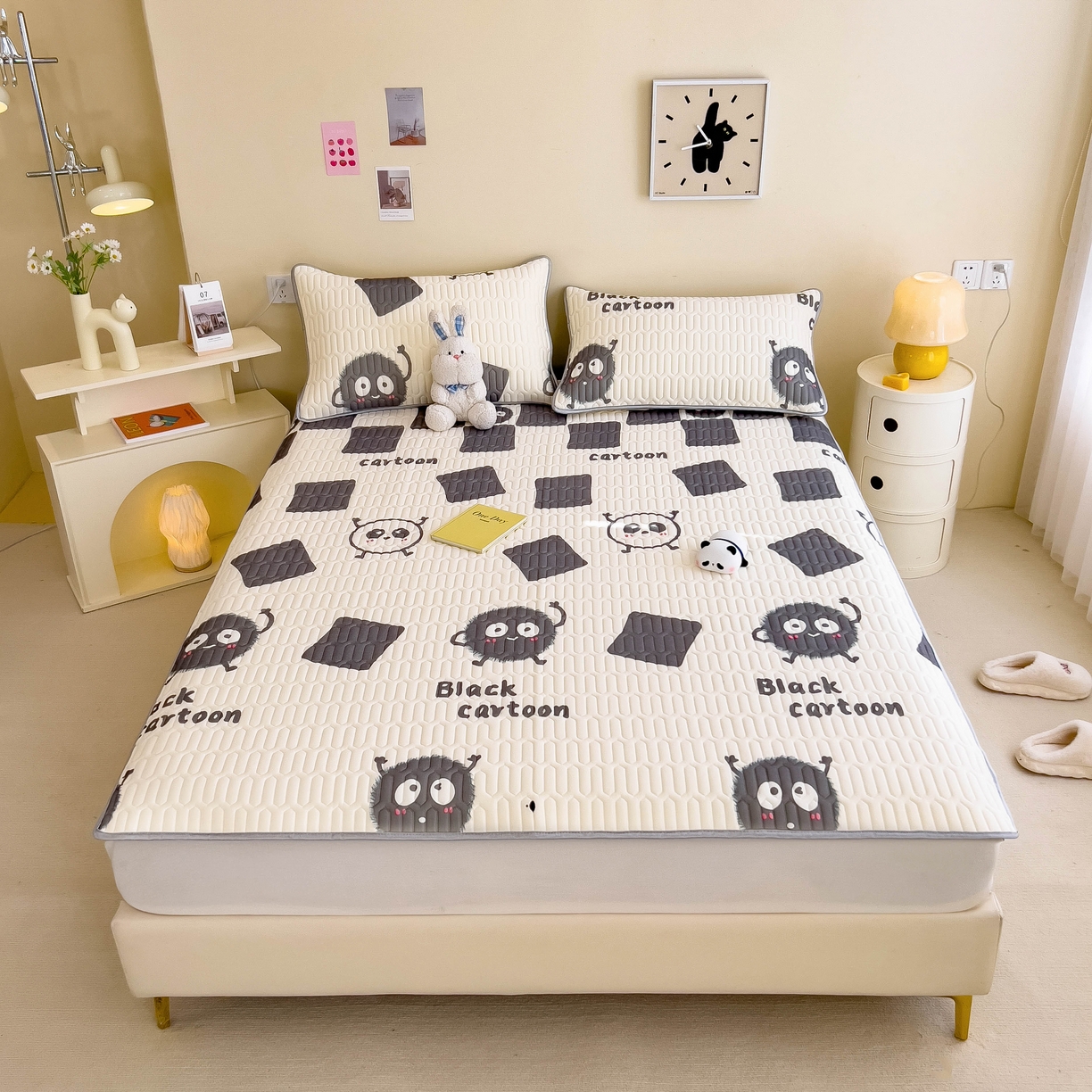 91家纺网 家纺一手货源 找家纺 希廷顿 2024新款加厚凉感丝乳胶凉席三件套 小煤球