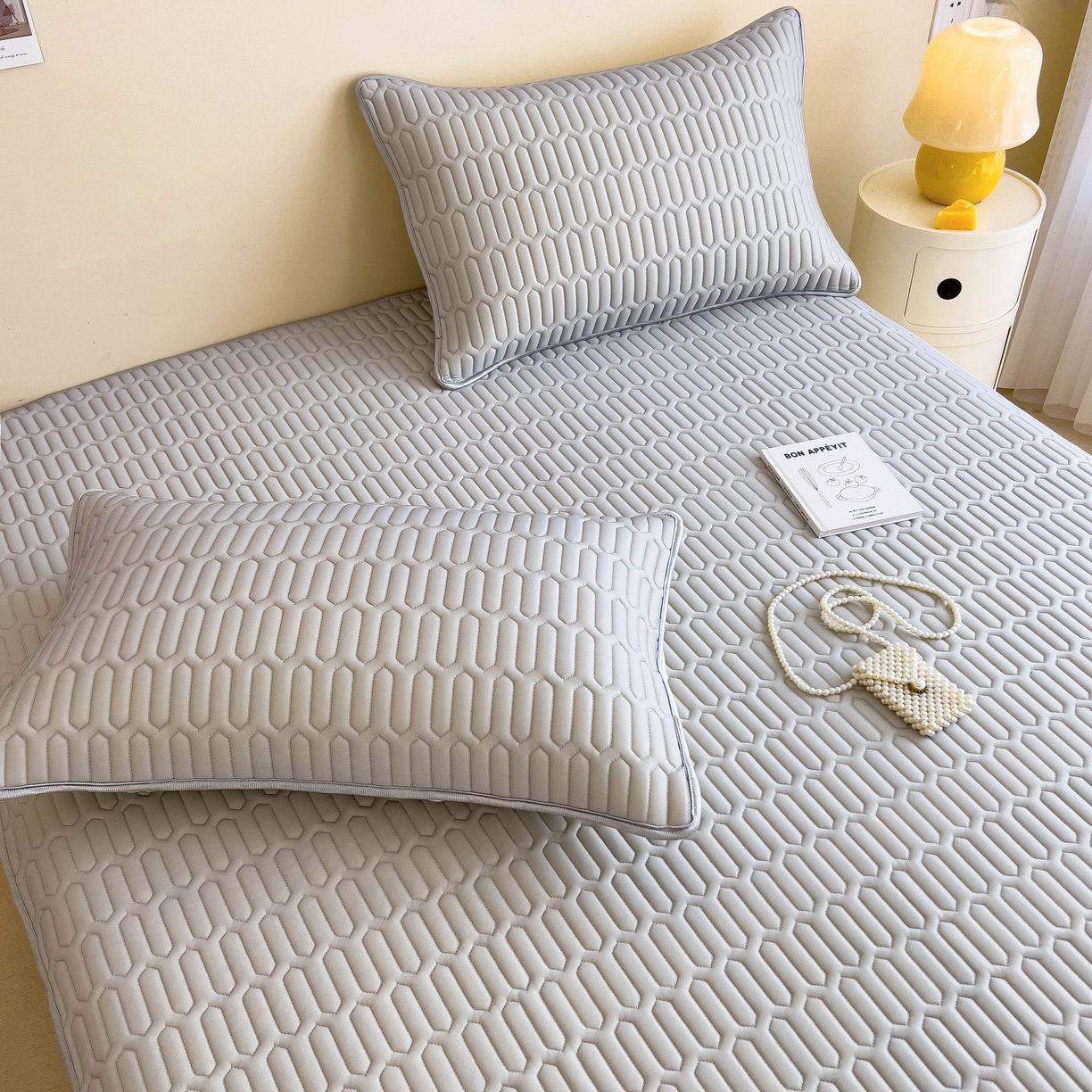 91家纺网 家纺一手货源 找家纺 希廷顿 2024新款加厚凉感丝乳胶凉席三件套 绅士灰