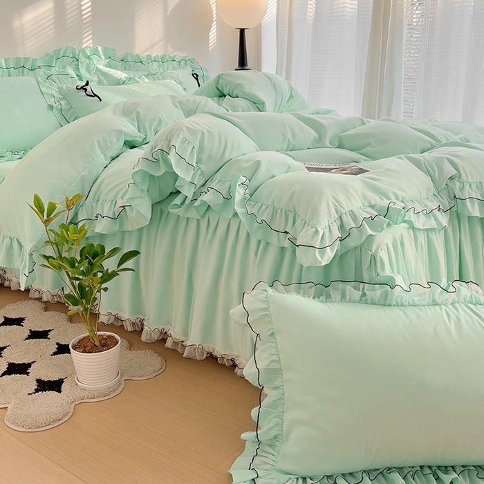 91家纺网 家纺一手货源 找家纺 言熙居 2024新款网纱花边韩版床裙款四件套 小仙女浅蓝