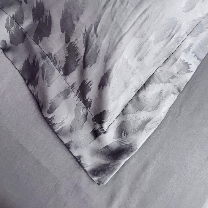 91家纺网 家纺一手货源 找家纺 品乐家纺 2024新款100支长绒棉提花宽边四件套 音色帝灰