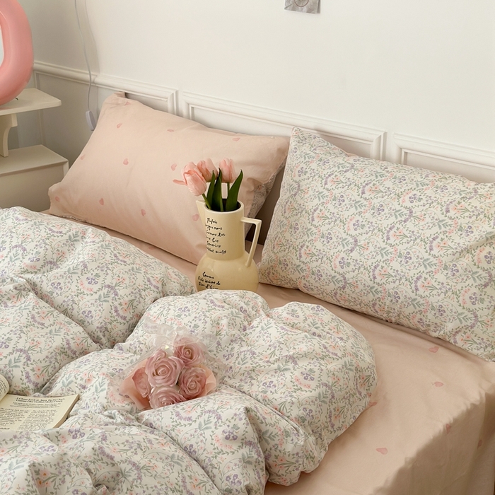 91家纺网 家纺一手货源 找家纺 昔可家纺 2024新款春日小碎花系列四件套 粉紫清新花