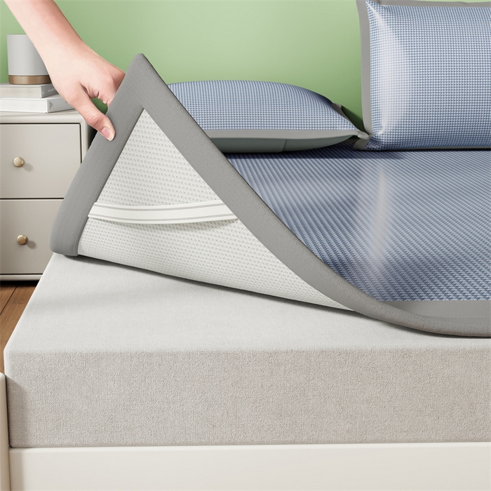 91家纺网 家纺一手货源 找家纺 叠派家纺 2024新款抗菌冰激凌凉席系列 冰淇淋-浅蓝