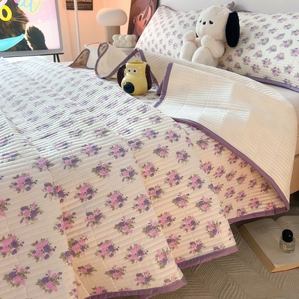 HL原创 2024新款全棉印花床盖 紫小花