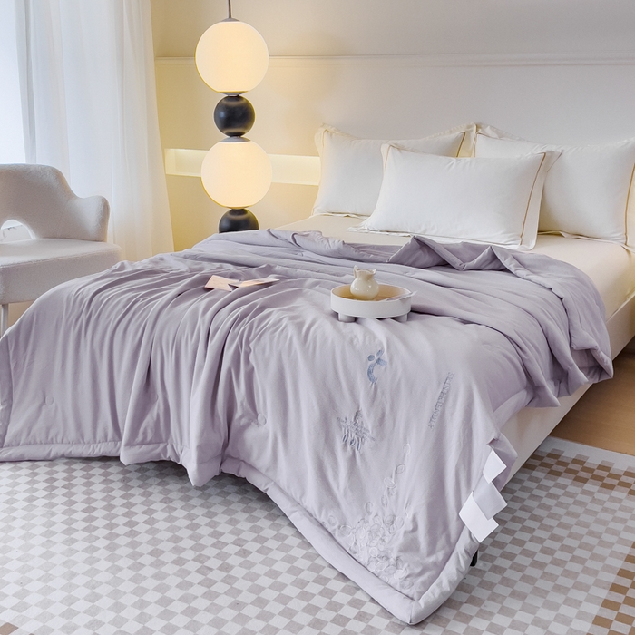 91家纺网 家纺一手货源 找家纺 优姿家纺 2024新款提花泡泡棉刺绣大豆抗菌夏被 高级灰