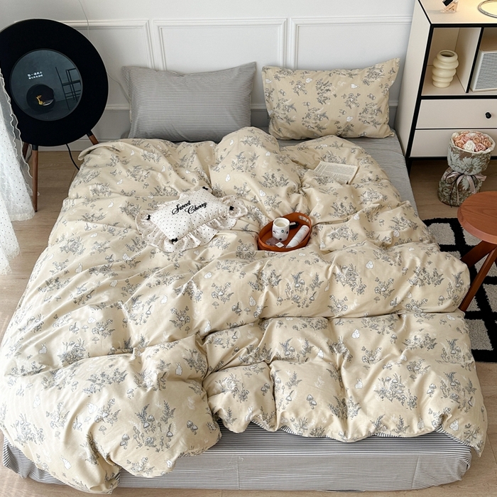 91家纺网 家纺一手货源 找家纺 昔可家纺 2024新款中古系列花四件套 素描兔