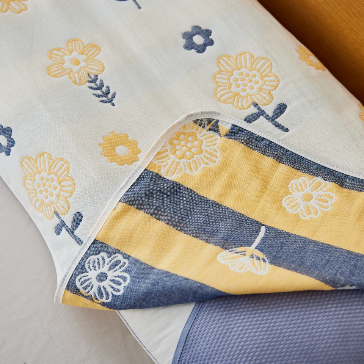 91家纺网 家纺一手货源 找家纺 爱港家纺 2024全棉A类毛巾被 纱布升级款长枕巾 情侣枕巾 枕芯保护套 小雏菊