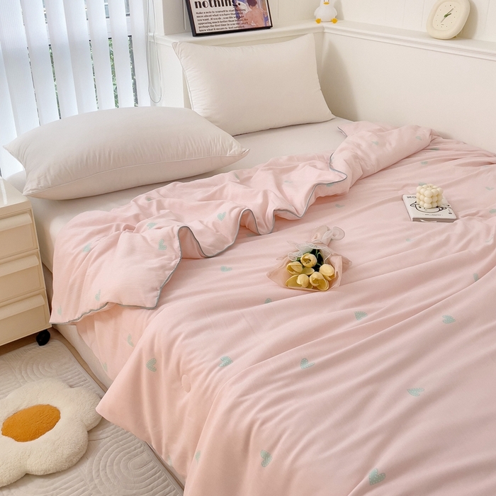 91家纺网 家纺一手货源 找家纺 春光里 2024新款萌趣夏被夏凉被被子被芯 波点爱心