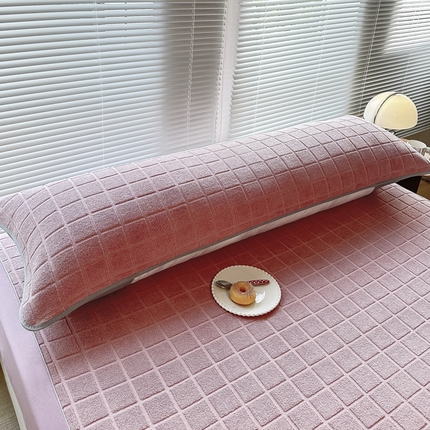 91家纺网 家纺一手货源 找家纺 （总）爱港家纺 2024全棉A类毛巾被 纱布升级款长枕巾 情侣枕巾 枕芯保护套双人枕套