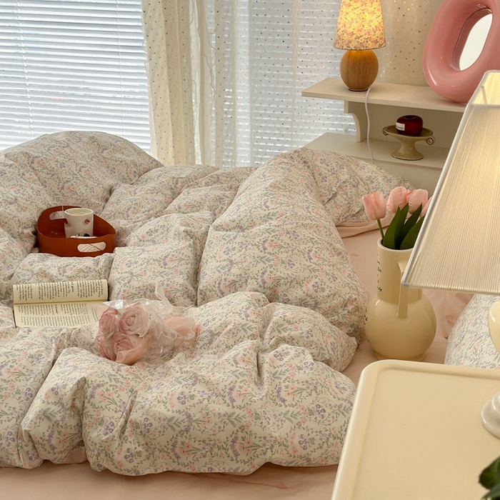 91家纺网 家纺一手货源 找家纺 昔可家纺 2024新款春日小碎花系列四件套 粉紫清新花