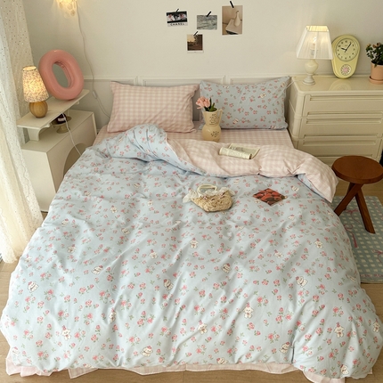 91家纺网 家纺一手货源 找家纺 昔可家纺 2024新款开春小清新花四件套 复古花狗狗