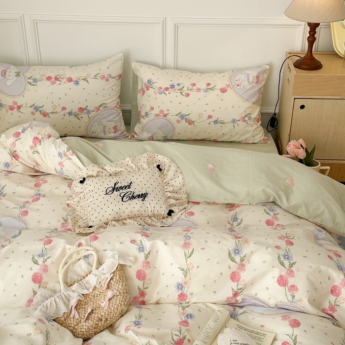 91家纺网 家纺一手货源 找家纺 昔可家纺 2024新款开春小清新花四件套 萌萌兔粉花