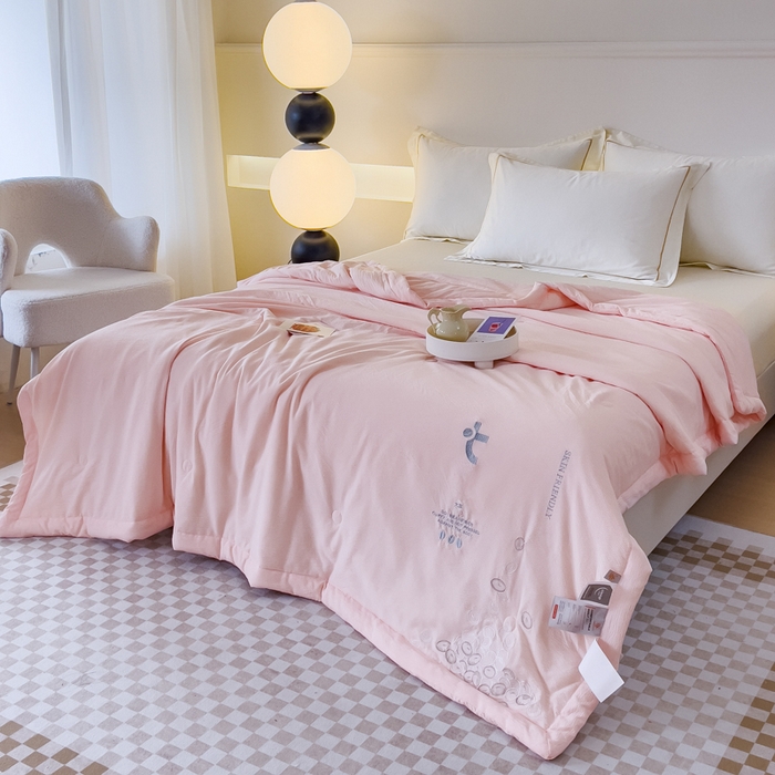 91家纺网 家纺一手货源 找家纺 优姿家纺 2024新款提花泡泡棉刺绣大豆抗菌夏被 经典玉