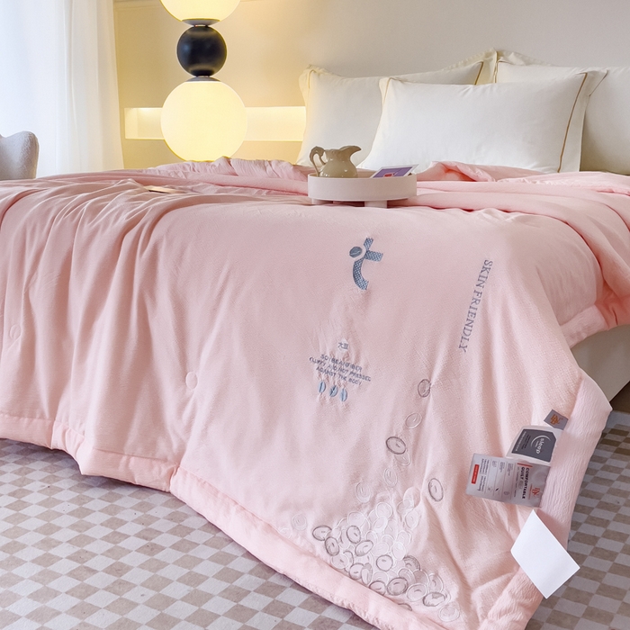 91家纺网 家纺一手货源 找家纺 优姿家纺 2024新款提花泡泡棉刺绣大豆抗菌夏被 经典玉