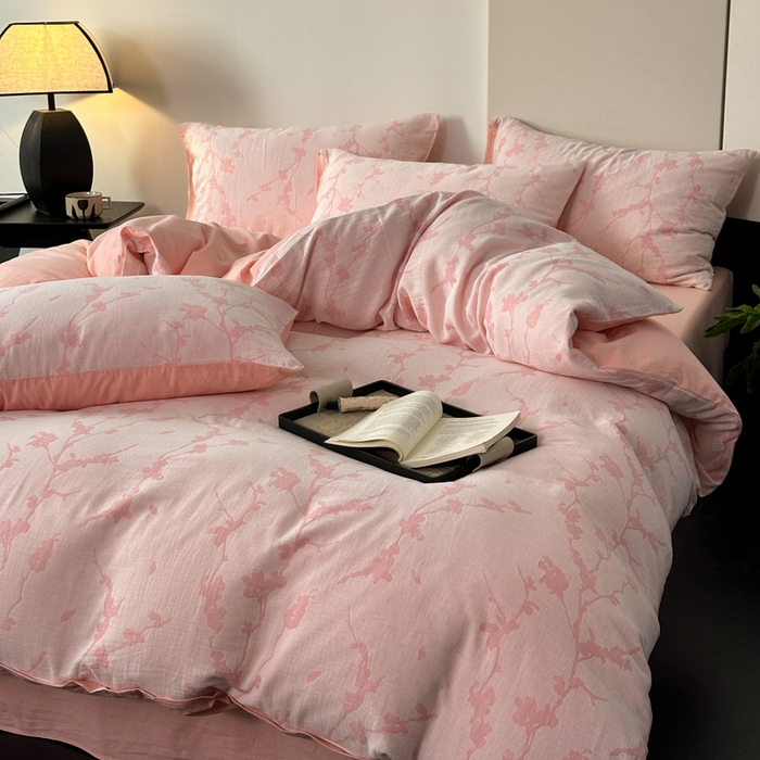 91家纺网 家纺一手货源 找家纺 雅居纺家纺 2024新款全棉双层纱色织提花四件套 初春-粉