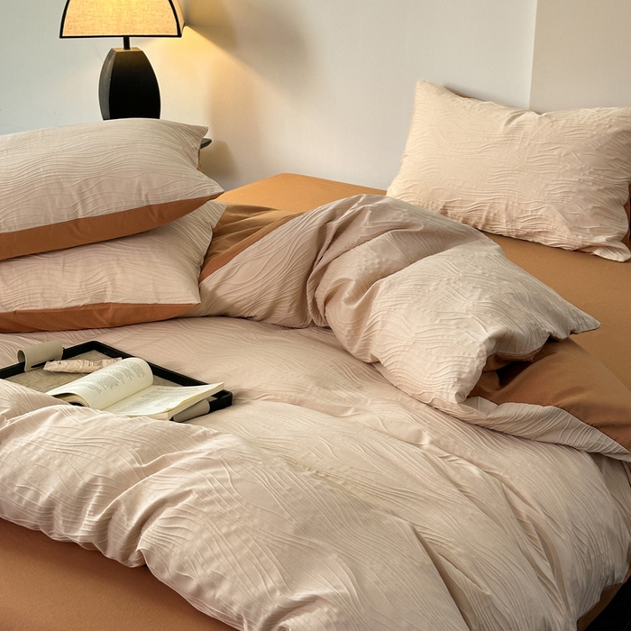 91家纺网 家纺一手货源 找家纺 雅居纺家纺 2024新款全棉线条提花四件套-线条  线条-焦糖