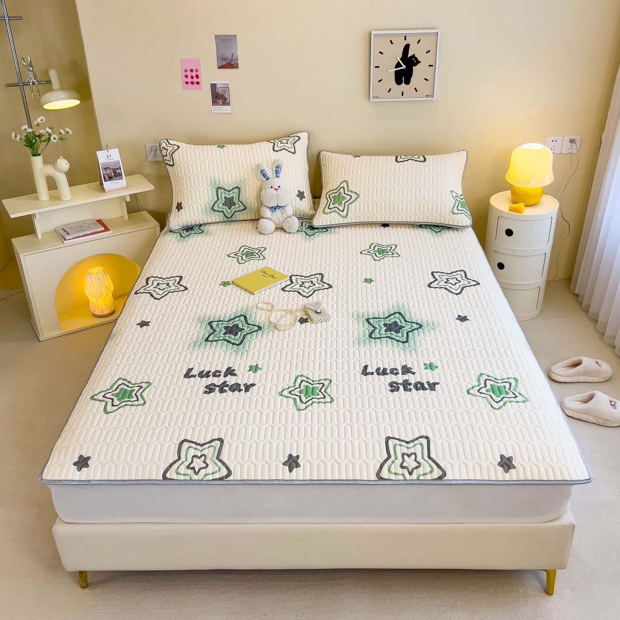 91家纺网 家纺一手货源 找家纺 希廷顿 2024新款加厚凉感丝乳胶凉席三件套 幸运星