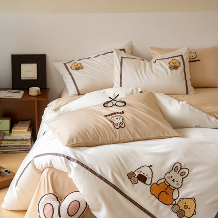 FORTWO家纺 2024新款天丝棉卡通四件套 兔兔一家