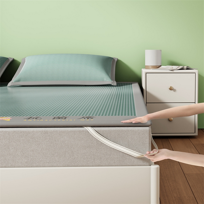 91家纺网 家纺一手货源 找家纺 叠派家纺 2024新款抗菌冰激凌凉席系列 冰淇淋-淡绿