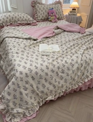 91家纺网 家纺一手货源 找家纺 恒爱家纺 2024新款韩版泡泡棉床盖系列四件套 花语