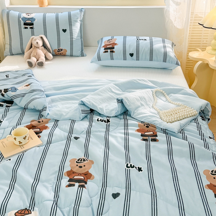 91家纺网 家纺一手货源 找家纺 寐居家纺 2024新款水洗棉小花边夏被 幸运熊