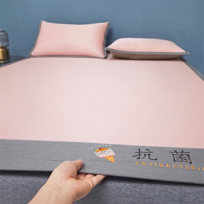 91家纺网 家纺一手货源 找家纺 叠派家纺 2024新款抗菌冰激凌凉席系列 冰激凌-烟粉