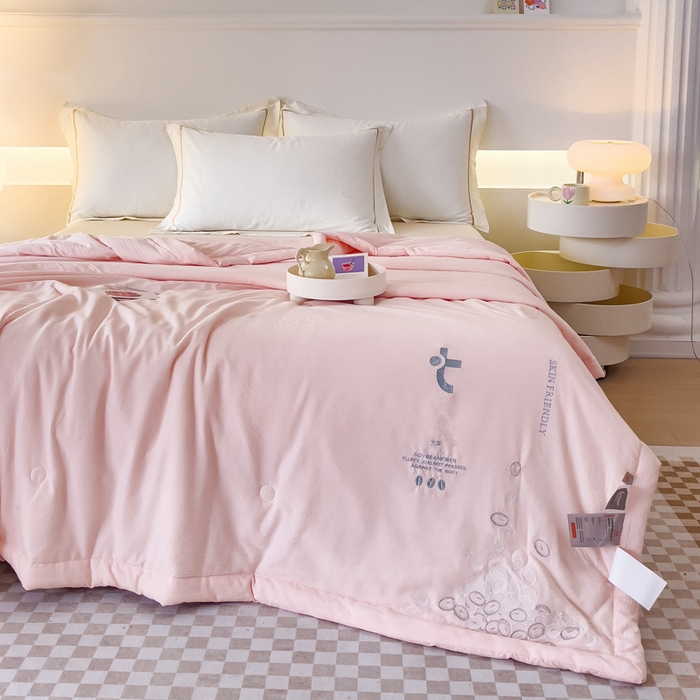 91家纺网 家纺一手货源 找家纺 优姿家纺 2024新款提花泡泡棉刺绣大豆抗菌夏被 经典玉