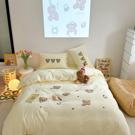 91家纺网 家纺一手货源 找家纺 柚子YOUTH 2024新款全棉水洗棉毛巾绣散排卡通系列四件套 小熊泡泡