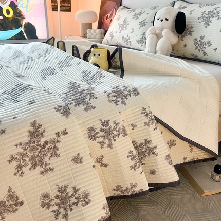 HL原创 2024新款全棉印花床盖 赫本