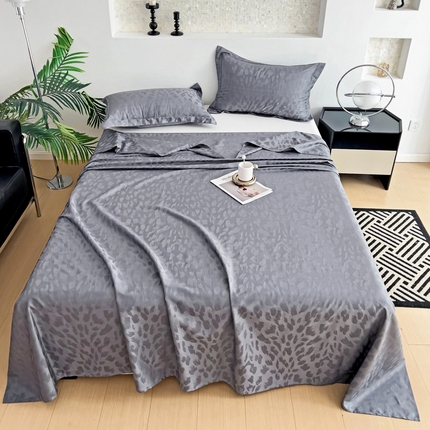 91家纺网 家纺一手货源 找家纺 品乐家纺 2024新款100支长绒棉提花床单 音色帝灰