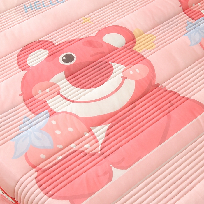 91家纺网 家纺一手货源 找家纺 伊人坊 2024新款冰丝凉感丝夏被 草莓熊