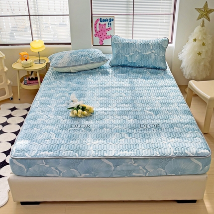 91家纺网 家纺一手货源 找家纺 （总）富馨莱 2024新款乳胶凉席床笠款