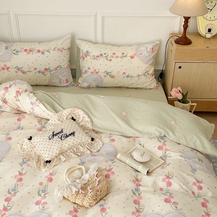 91家纺网 家纺一手货源 找家纺 昔可家纺 2024新款开春小清新花四件套 萌萌兔粉花