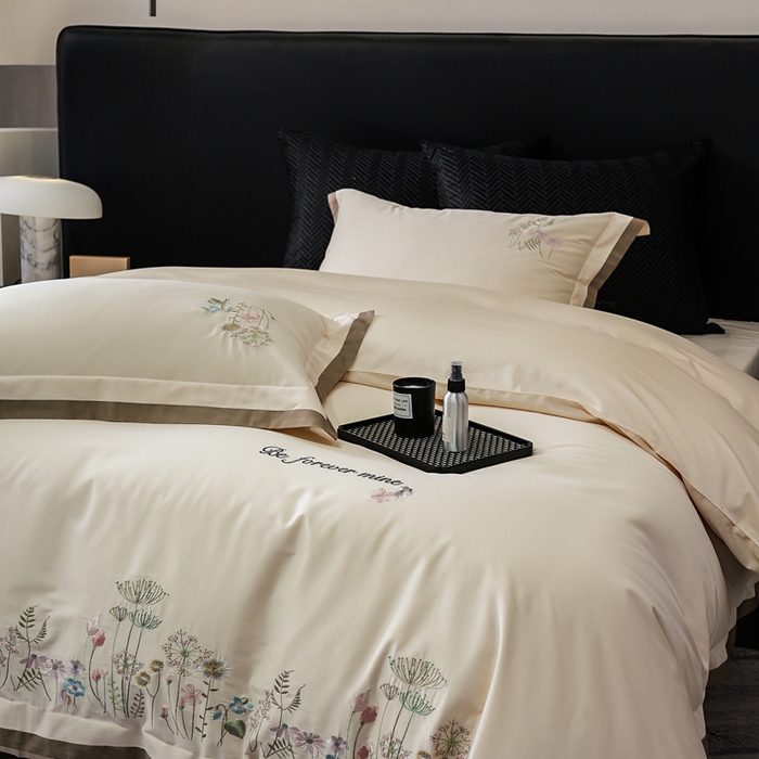 91家纺网 家纺一手货源 找家纺 （总）云胡 2024新款50s双股长绒棉宽边刺绣四件套-小花园