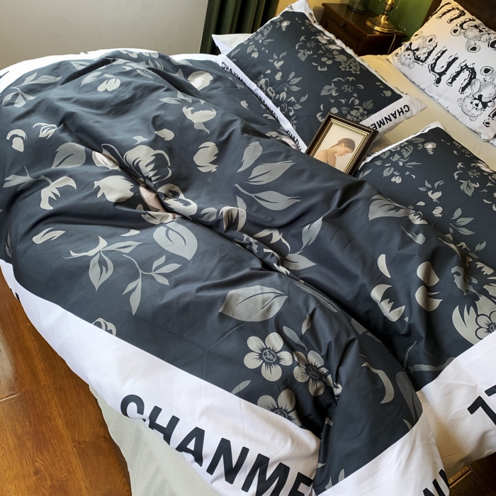 91家纺网 家纺一手货源 找家纺 花沐 2024新款云朵水洗棉四件套 【云朵棉】轻奢黑花