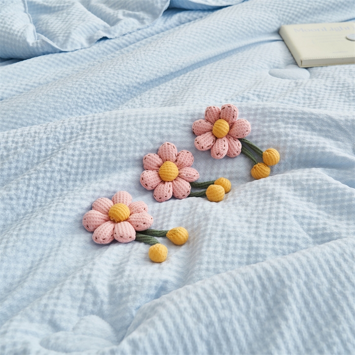 91家纺网 家纺一手货源 找家纺 恒爱 2024新款泡泡公主床盖款夏被四件套 泡泡公主-天空蓝