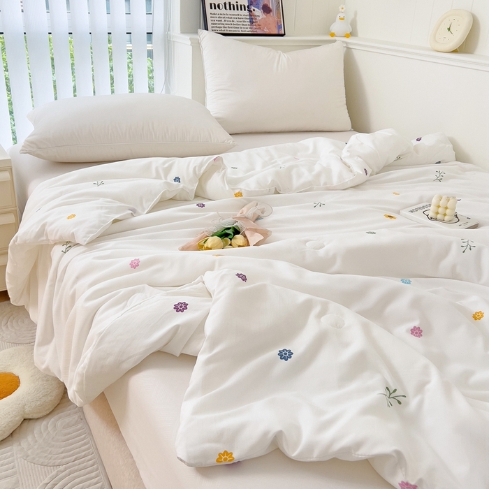 91家纺网 家纺一手货源 找家纺 春光里 2024新款萌趣夏被夏凉被被子被芯 缤纷